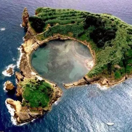 Casa Celeste Ponta Garca