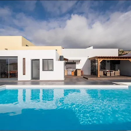 Casa Celeste Ponta Garca