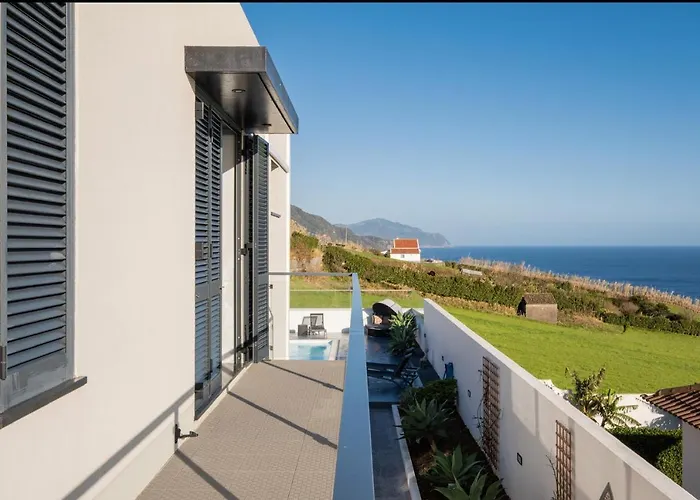 Casa Celeste Ponta Garca