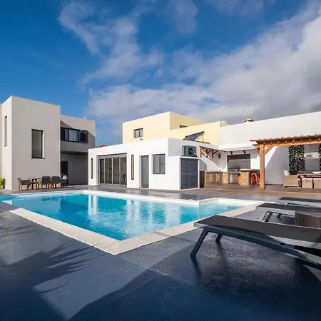 Casa Celeste Ponta Garca