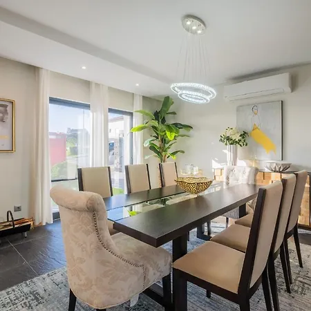 Casa Celeste Ponta Garca